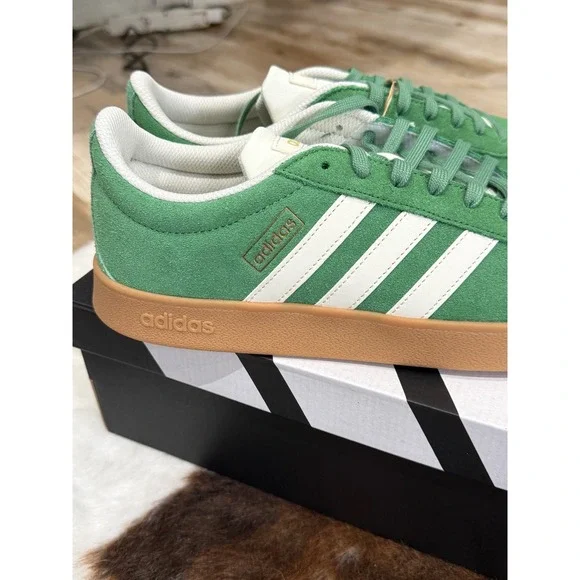 Adidas Green Suede Low-Top Sneakers Gum SoleMen's US 9.5New With Tags